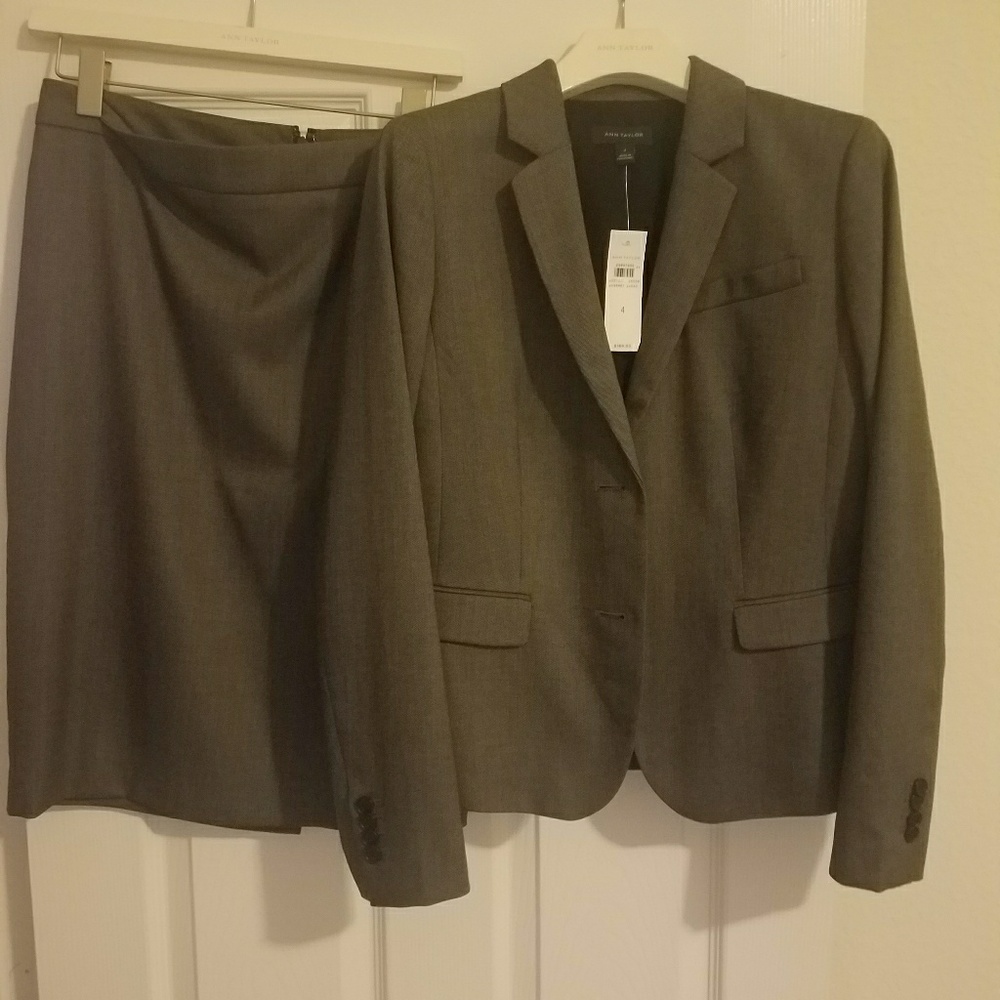 Gray Ann Taylor Skirt Suit